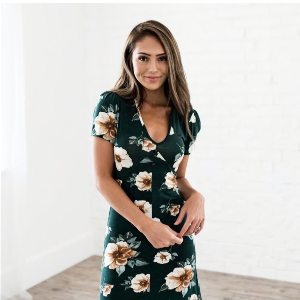BRAND NEW Boutique Floral Dress
